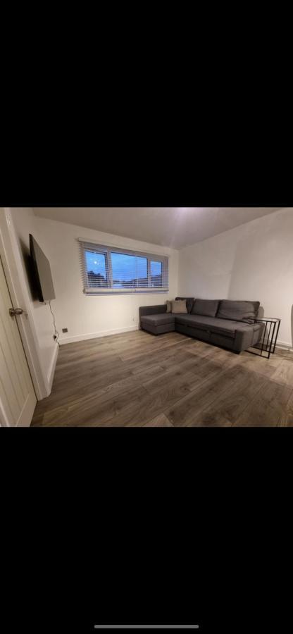Modern 2 Bed Apartment & Free Parking Canterbury Exterior foto